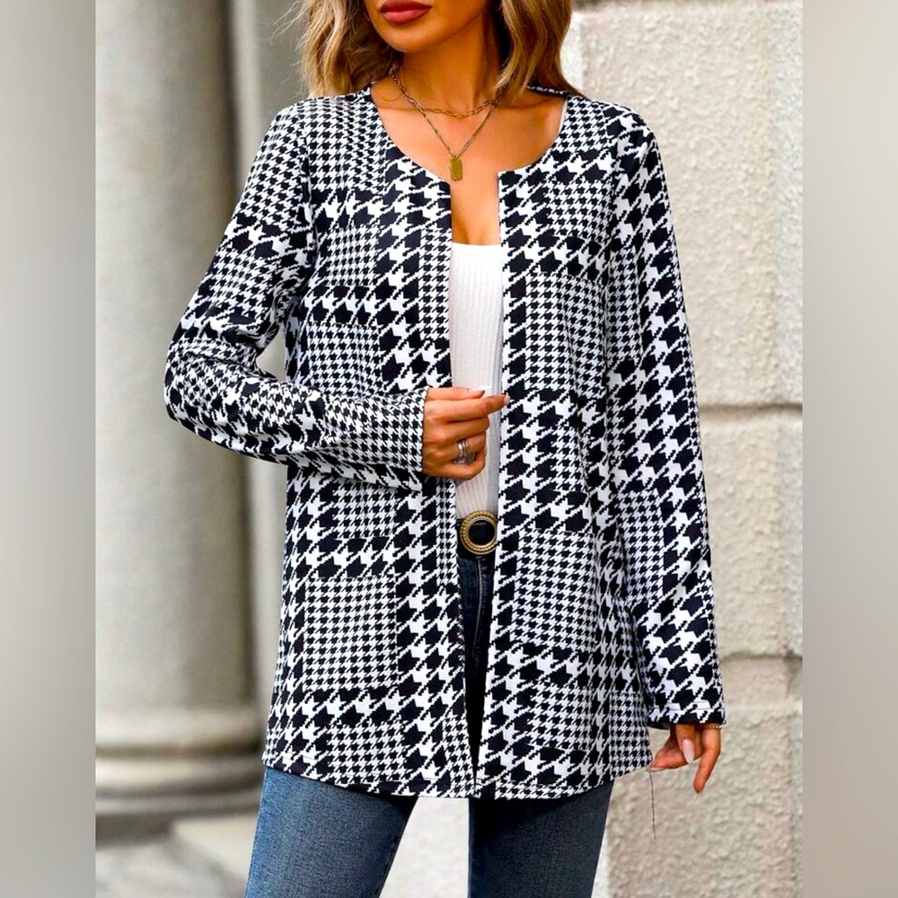 BRAND NEW Houndstooth Cardigan🤍🖤
